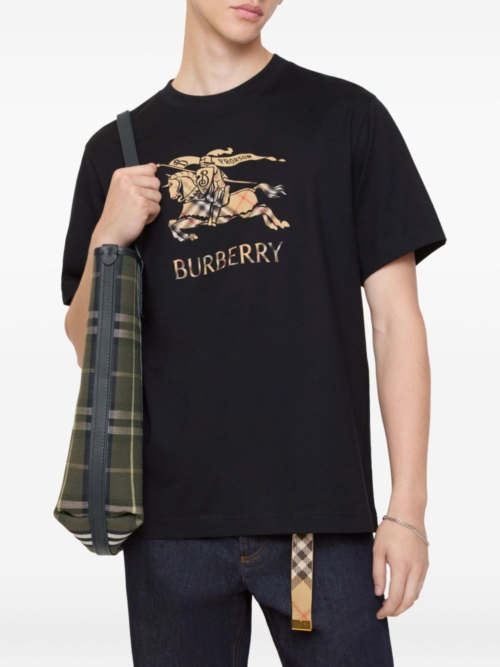 Burberry T-shirts and Polos - Blacks and greys | 0675e8163fd0b0422ecb35ee6408f95bce569b83