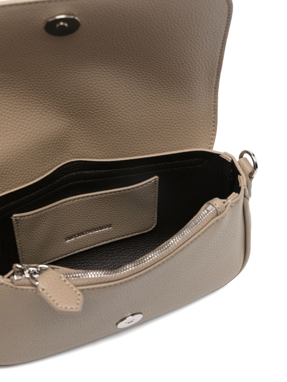 Emporio Armani Bags - Marroni | d185507364e279088a4c711dd3a96dce324da72a