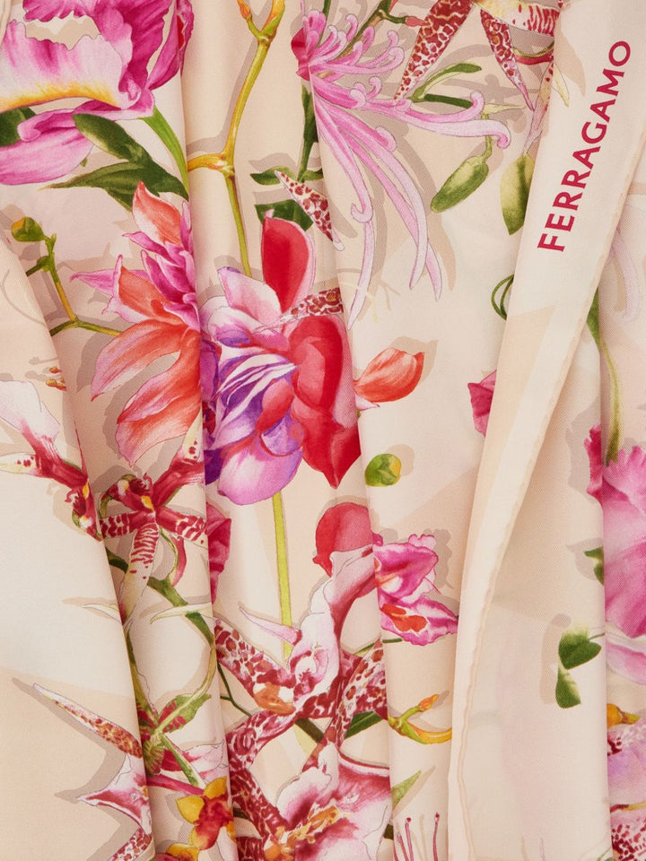 Ferragamo Scarfs - Light and natural | d52d402e8a38b82c7c5a55741b49b362fe732f21