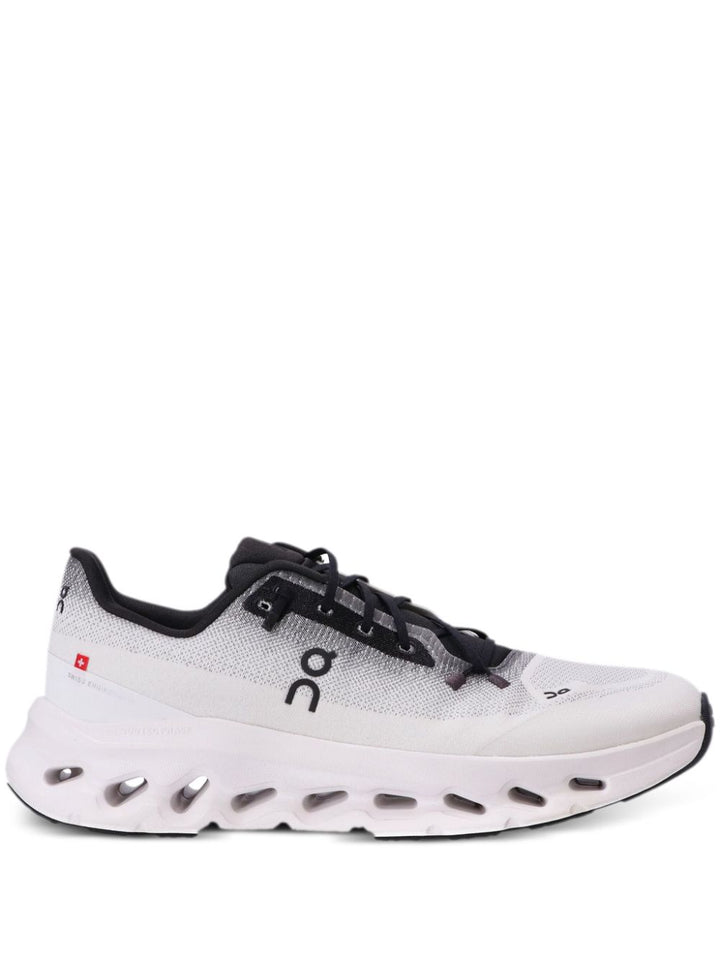 On Sneakers - WHITE | da7079ac06121a8ee994772ab11e31103433af8a