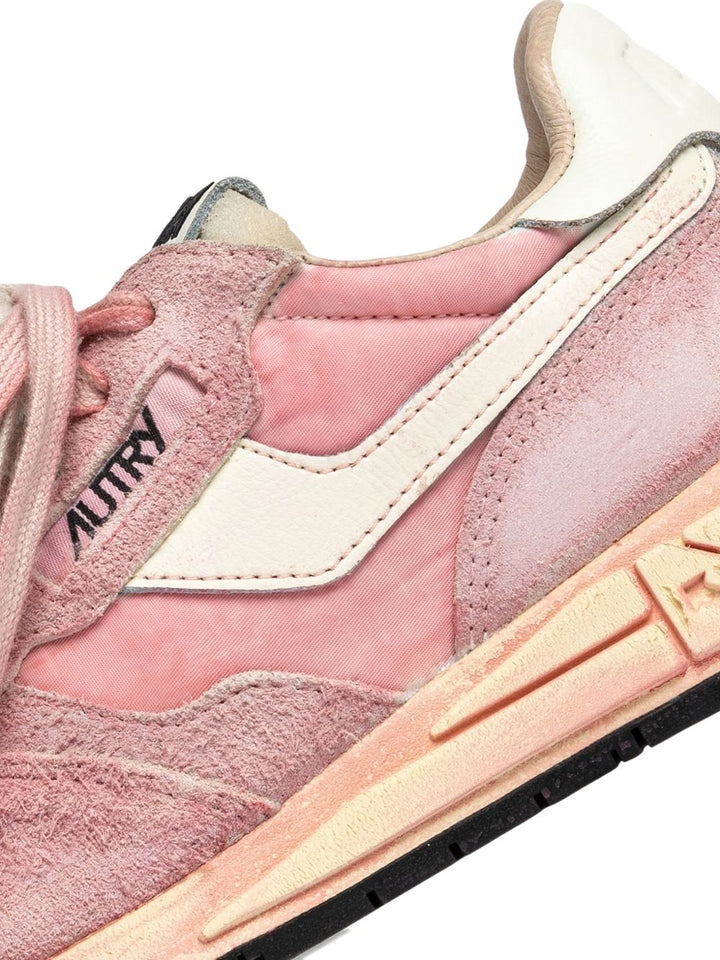 Autry Sneakers - PINK | 54a1a59823a05ea4d707a83ce2953adec4c3e785