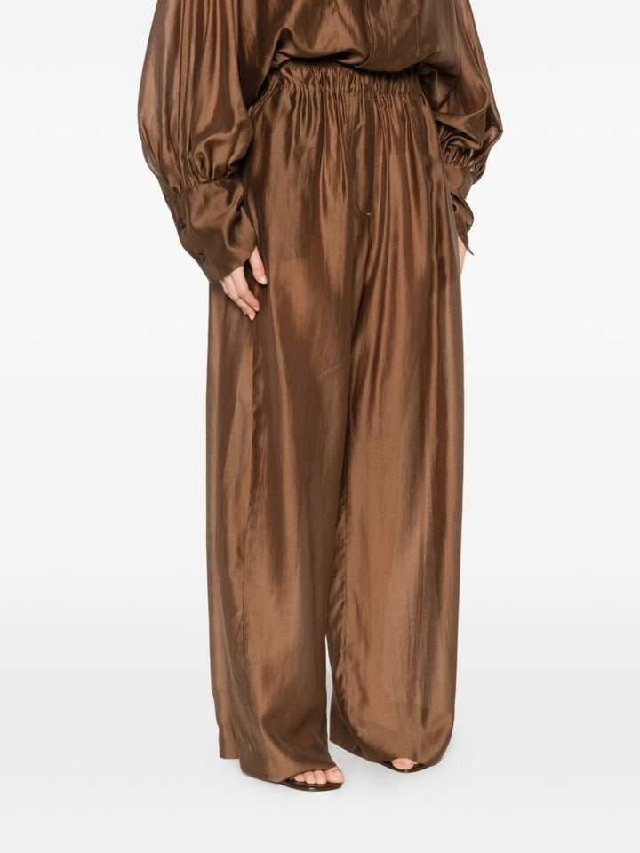 The Latest Trousers - Marrone | d909b049baaef4e83a617e74478f58e5ace1bc37