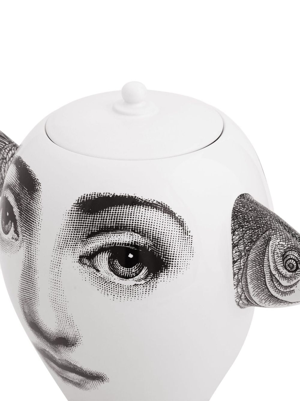 Fornasetti Living - WHITE | 18ae746780f4b0163a3fc7b63623a91547c8f4da