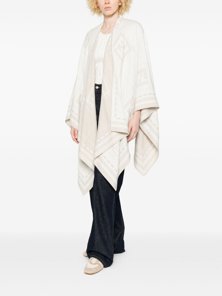 Fendi Jackets - Chiari e Naturali | 83b73302dea26d57bf29e01639ce0337476ea6a9
