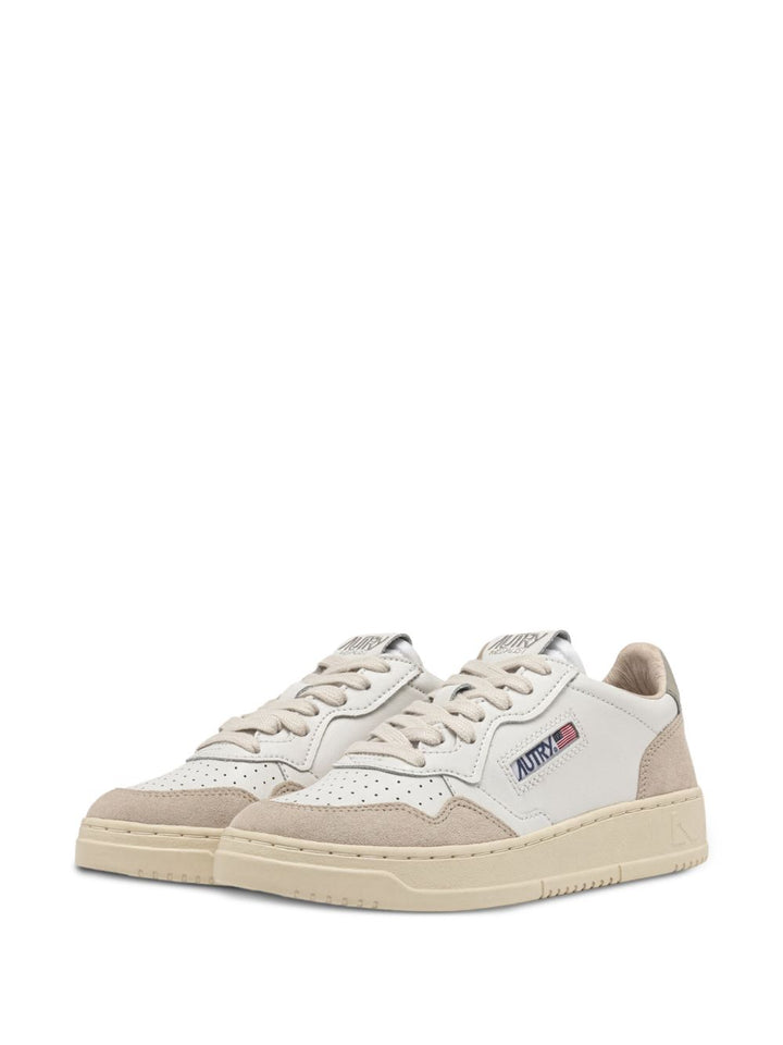 Autry Sneakers - GOLD | 436aeec72b3018ded672fb23257e27d7030fdaad