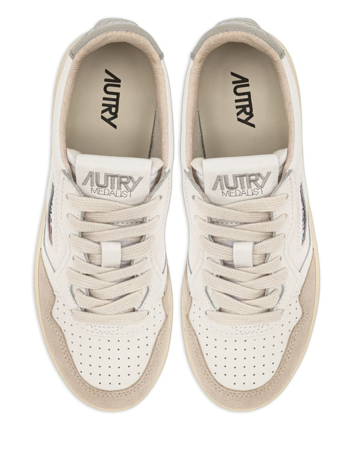 Autry Sneakers - GOLD | 833351e56f88292bd6db8c9c6fe9c9976c557c8d