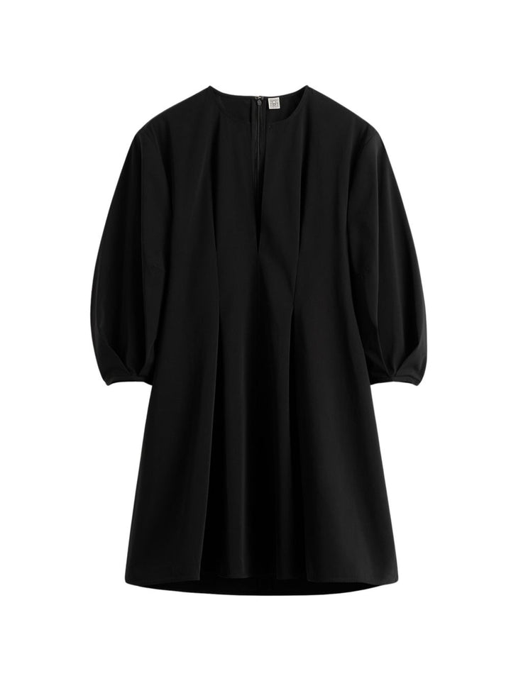 Toteme Main Dresses - BLACK | b7b7295b8ec9b11a25918457979e29a84b307d87