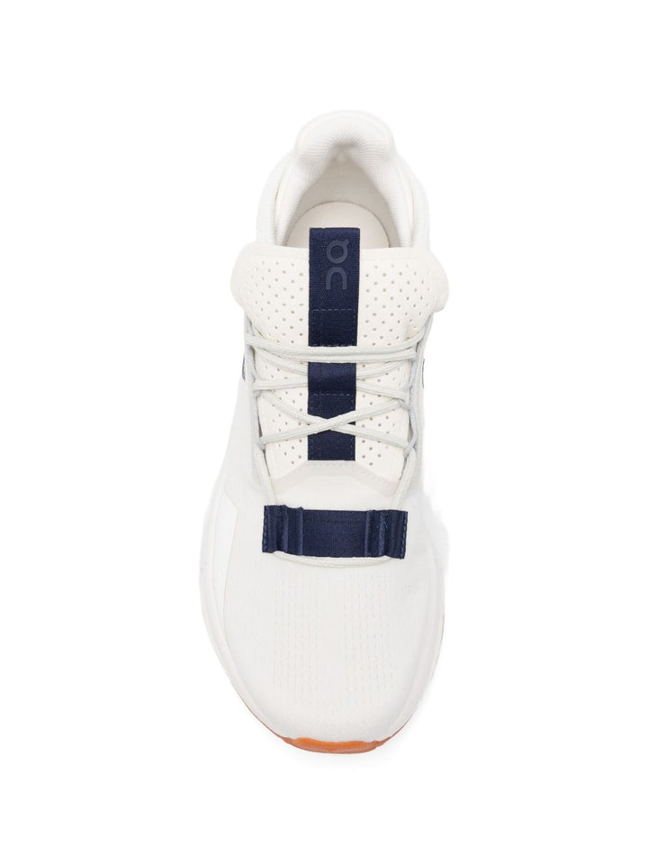 On Sneakers - Chiari e Naturali | 1e182f1e6cb75b56f7e24c15861a7fd175d3c3ea