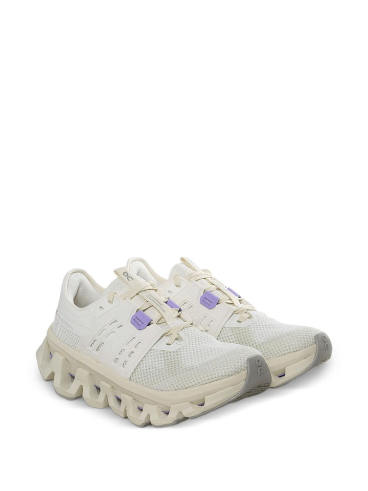 On Sneakers - WHITE | dac31fb760543d94afe90cb84db08239d9d3acc9