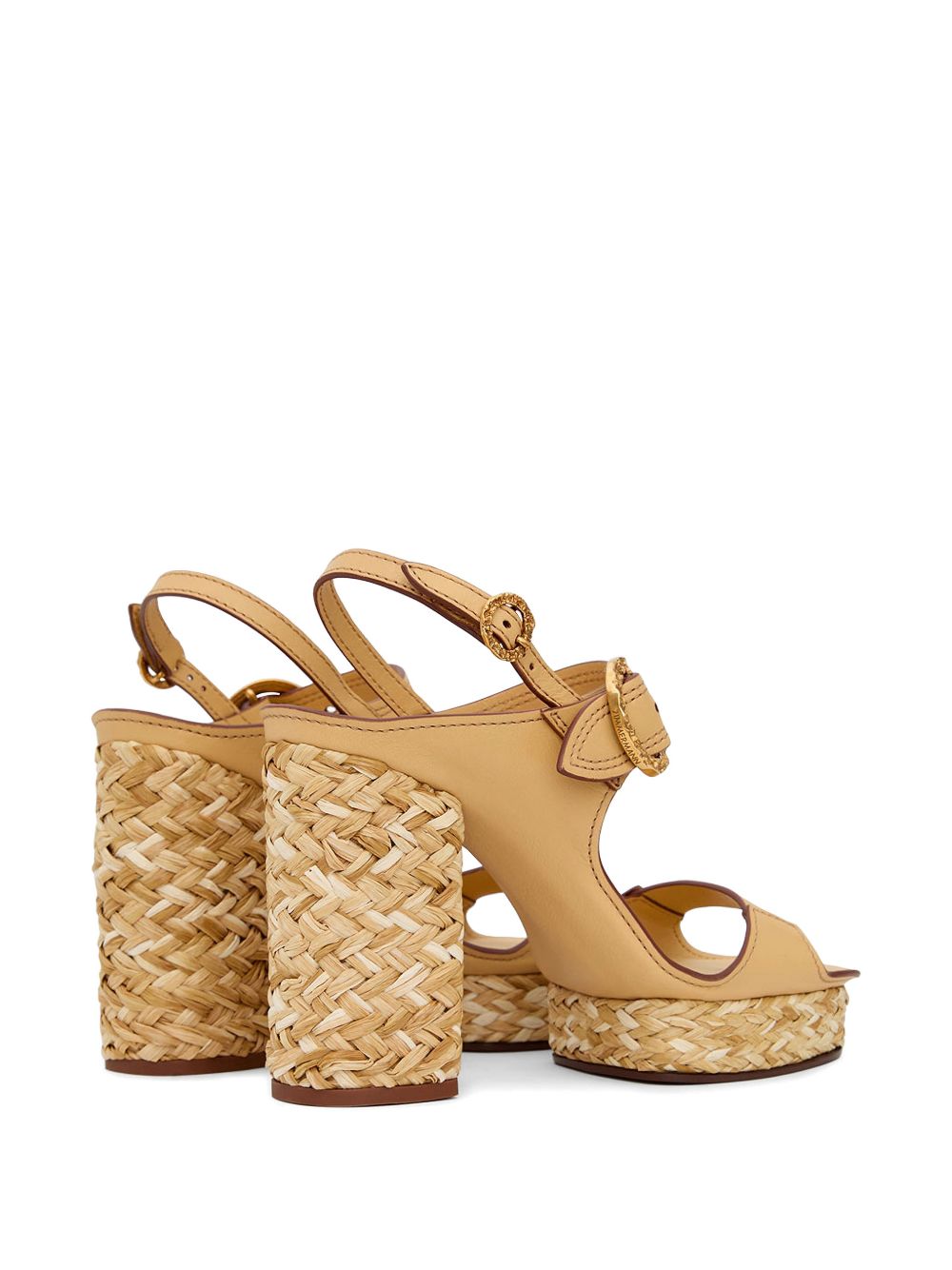 Zimmermann Sandals - Chiari e Naturali | bcc2b643dd529b4c6ea7a45c0c3fc7d0d3d02e59