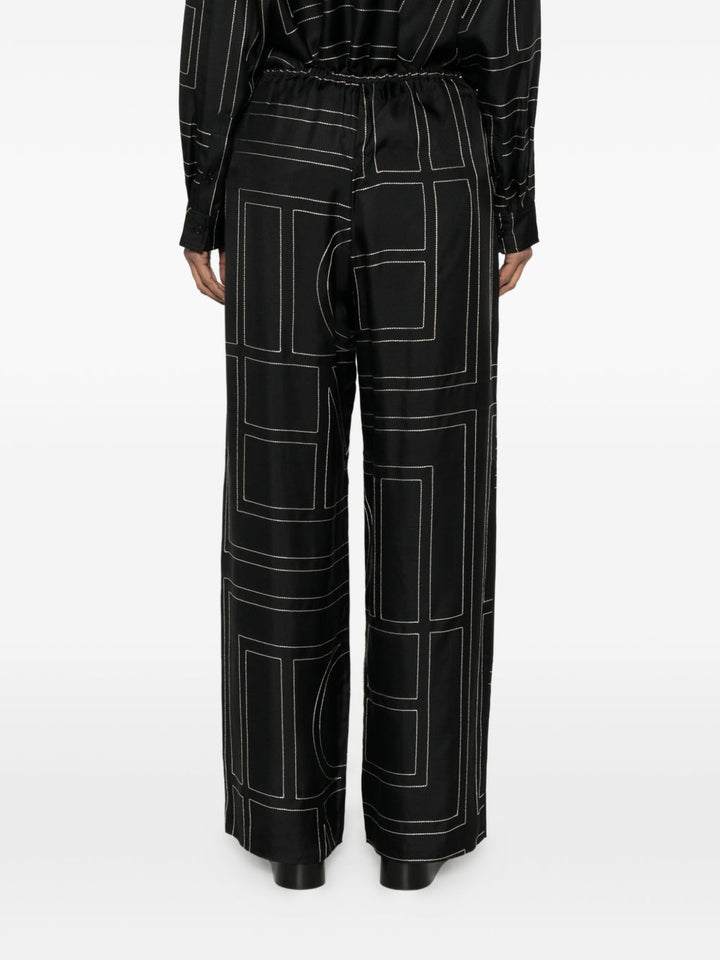 Toteme Pre Trousers - BLACK | c7cb5463a8f2a695f3ae632286454fe86e3fc5b2