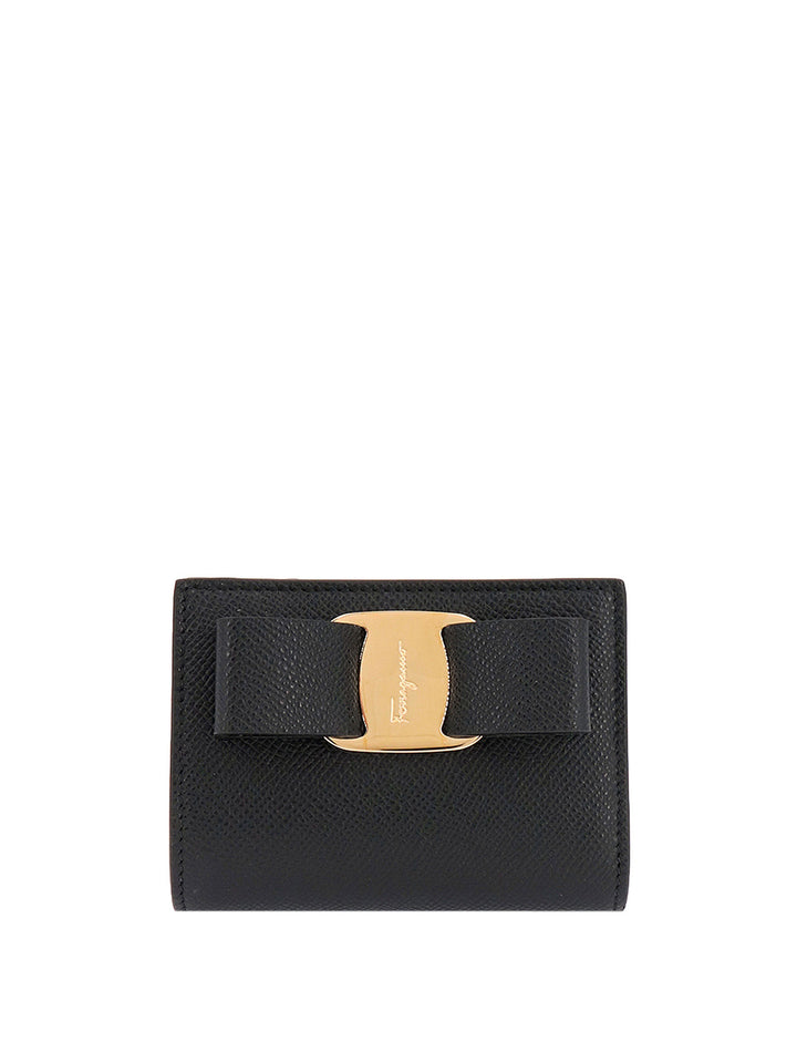 Ferragamo Wallets - Blacks and greys | 410b92ee0cff0b003975a0f7f72ff9460588f071
