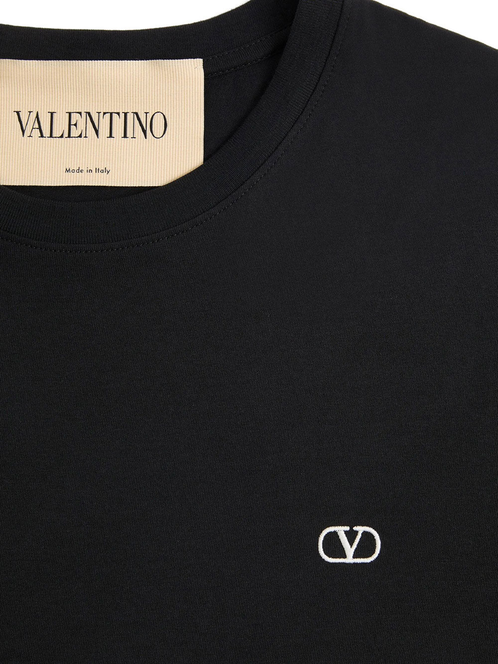 Valentino Garavani T-shirts - Nero | 7c28c5287cba248358c4eccdff73bdcbb7ce8f24