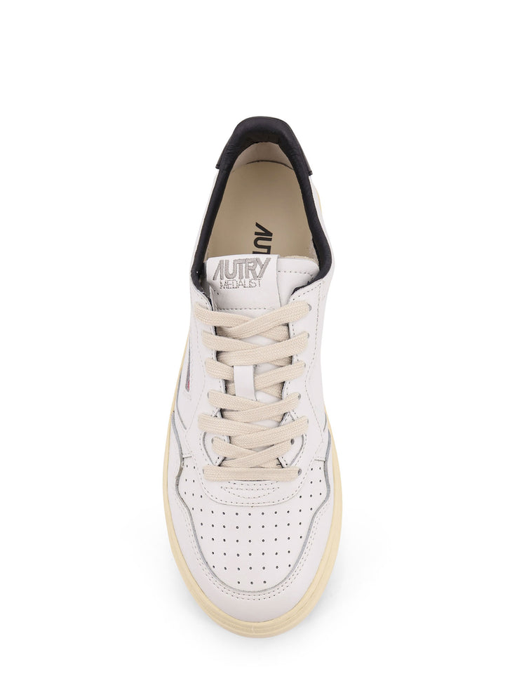 Autry Sneakers - Light and natural | 1571c32041024eb83ea2bb9702e58d64fa7a278c