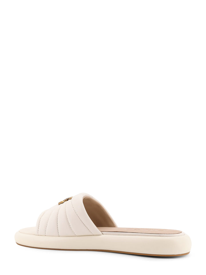Pinko Sandals - Chiari e Naturali | 4730883cb736107c445d06cf6894f979bae3028f