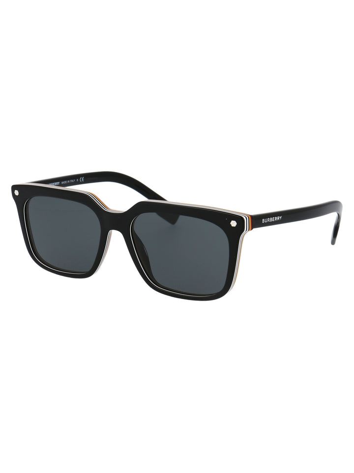 Burberry SUNGLASSES - Nero | d8e18d749c11cc16f69b48ae4f29b394d55b6e3a