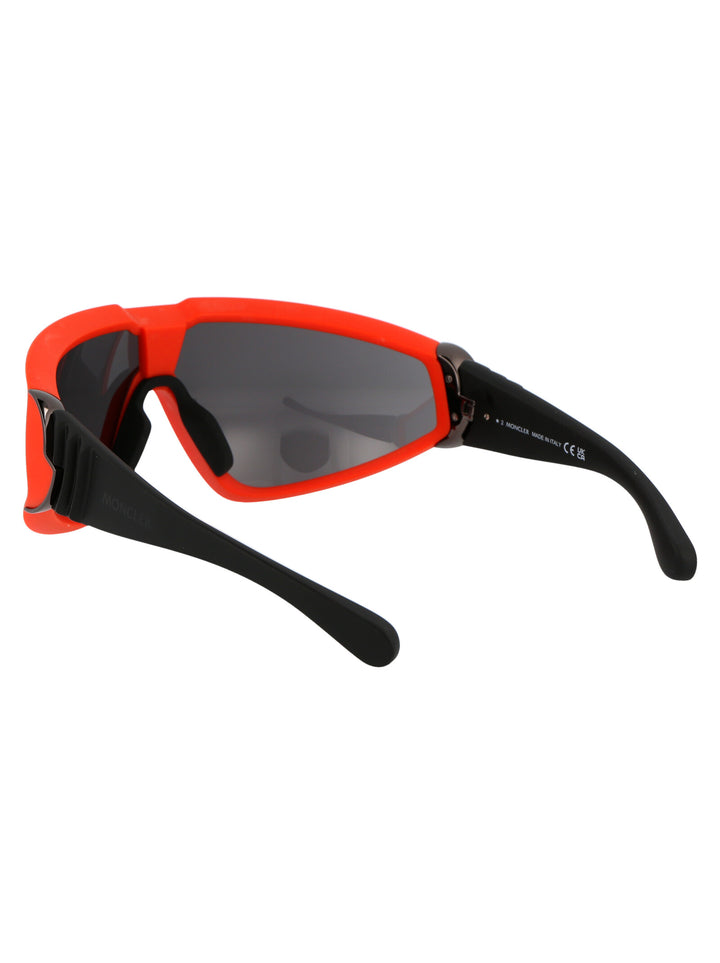 Moncler SUNGLASSES - Arancione | 97e952b35e40cd13e0c88f39524ba409050ed4b7