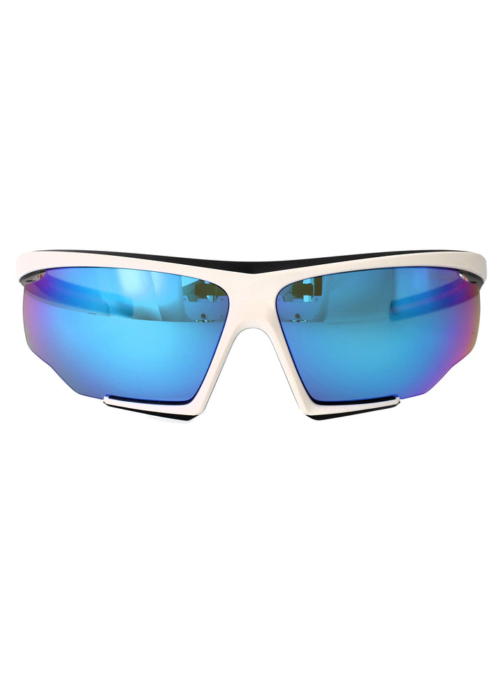 Prada Linea Rossa SUNGLASSES - Bianco | 4b3b6765f5e83a6e970344f005f2c03b6cdc9e9b