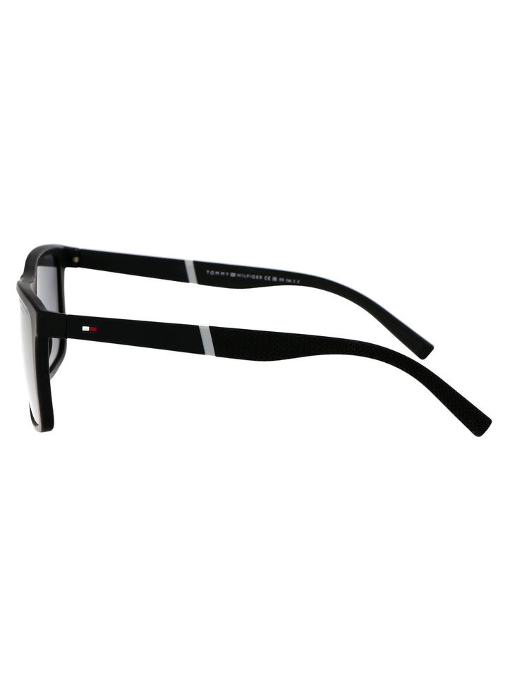 Tommy Hilfiger SUNGLASSES - Nero | cab158f90a81649019f06cd42154fa04f3045c25