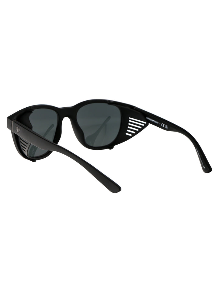 Emporio Armani SUNGLASSES - Nero | e9675c57d1a4c71f5cbe75b183b3c513f72ef868