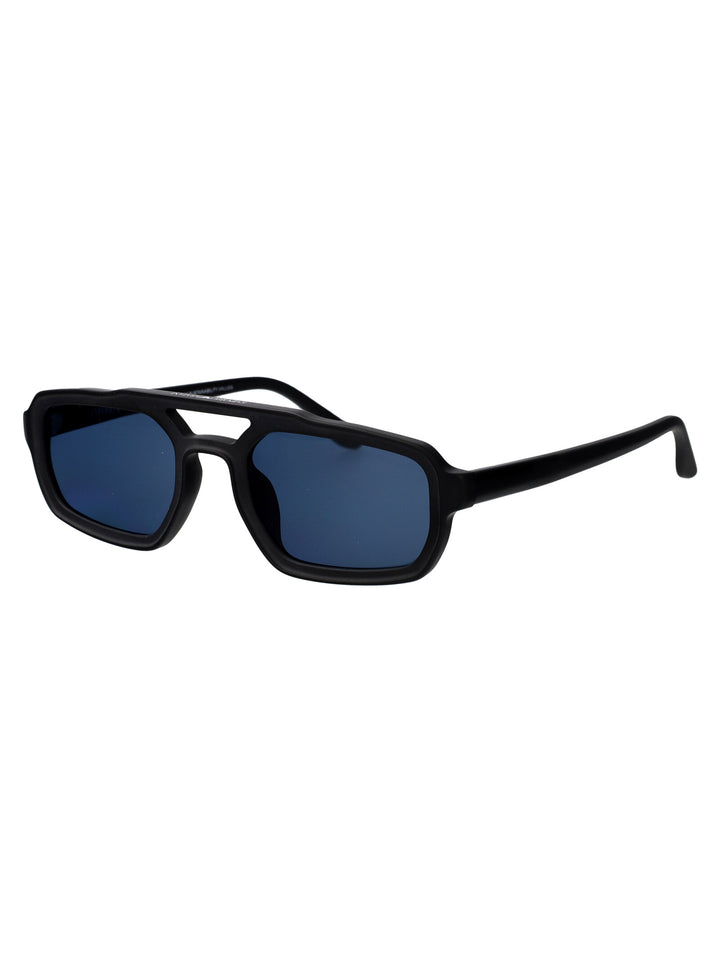 Emporio Armani SUNGLASSES - Nero | cc7ea8c2e09f3168b95c1f7c136394533c19def4