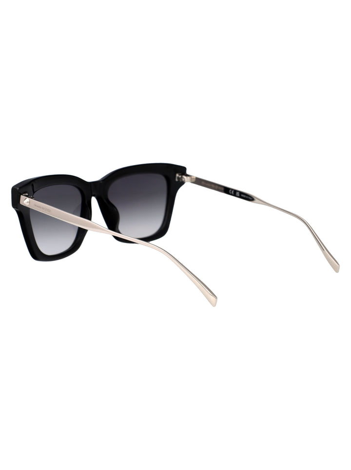 Alexander Mcqueen SUNGLASSES - Nero | 5516a27e235b5d5ce5c37acf76f87cbaeded7ecd