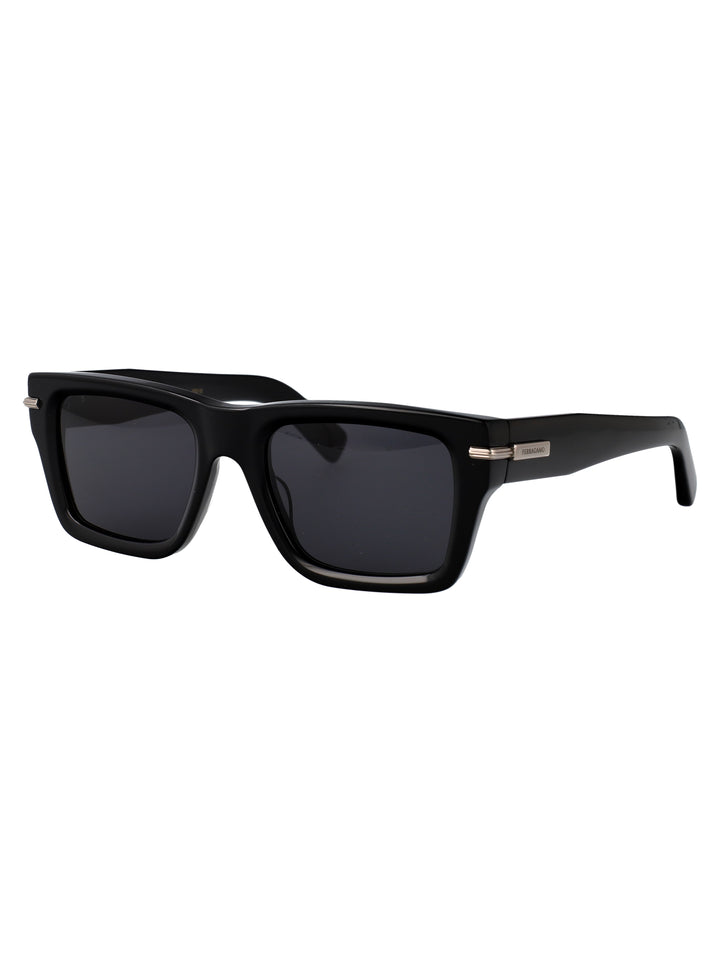 Salvatore Ferragamo SUNGLASSES - Nero | 9effed17fd79c2483ef74ba5d0760f0cb3213372