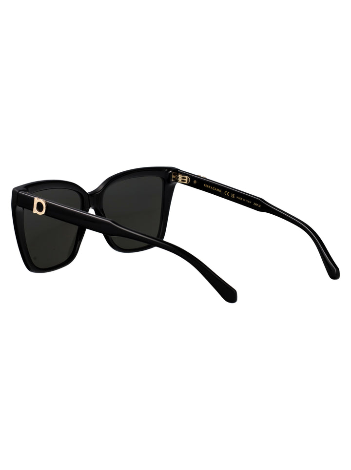 Salvatore Ferragamo SUNGLASSES - Nero | 35d72cb6f1ee564858765f41afd45330bbc9c266