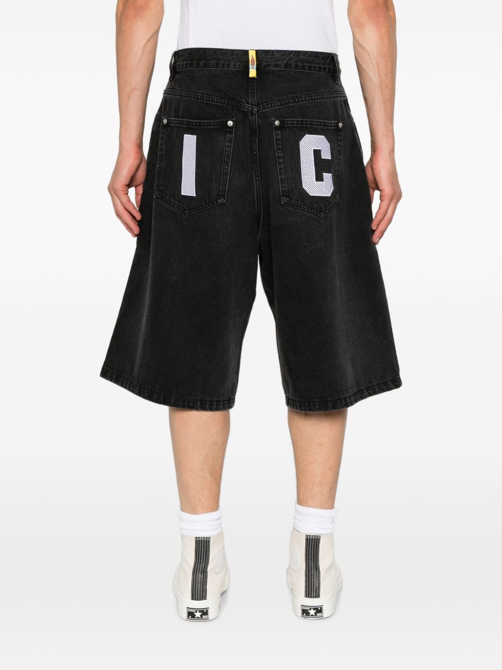 Icecream Shorts - BLACK | 1e35f6757a191d422dbbf3274a65ebea59c1190b