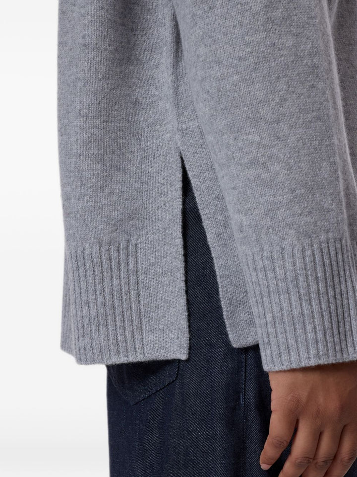 Closed Sweaters - GREY | d2f39e581f7e0fb23063c5892e5097c15bb314e2