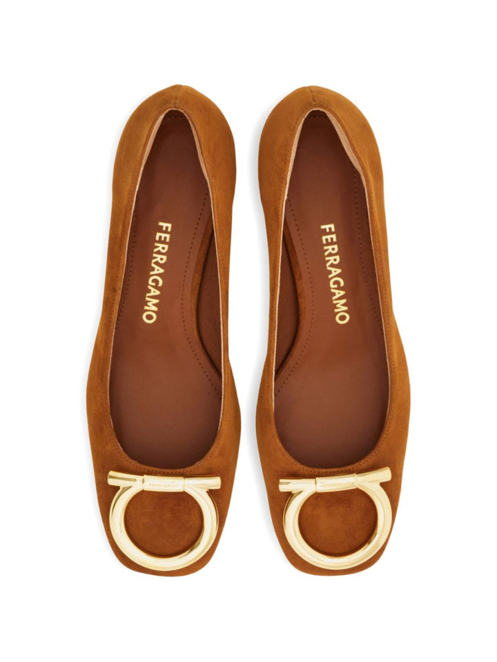 Ferragamo With Heel - BROWN | ca74a3342881ec4d52aa5752b48f64bd0e3e60a2