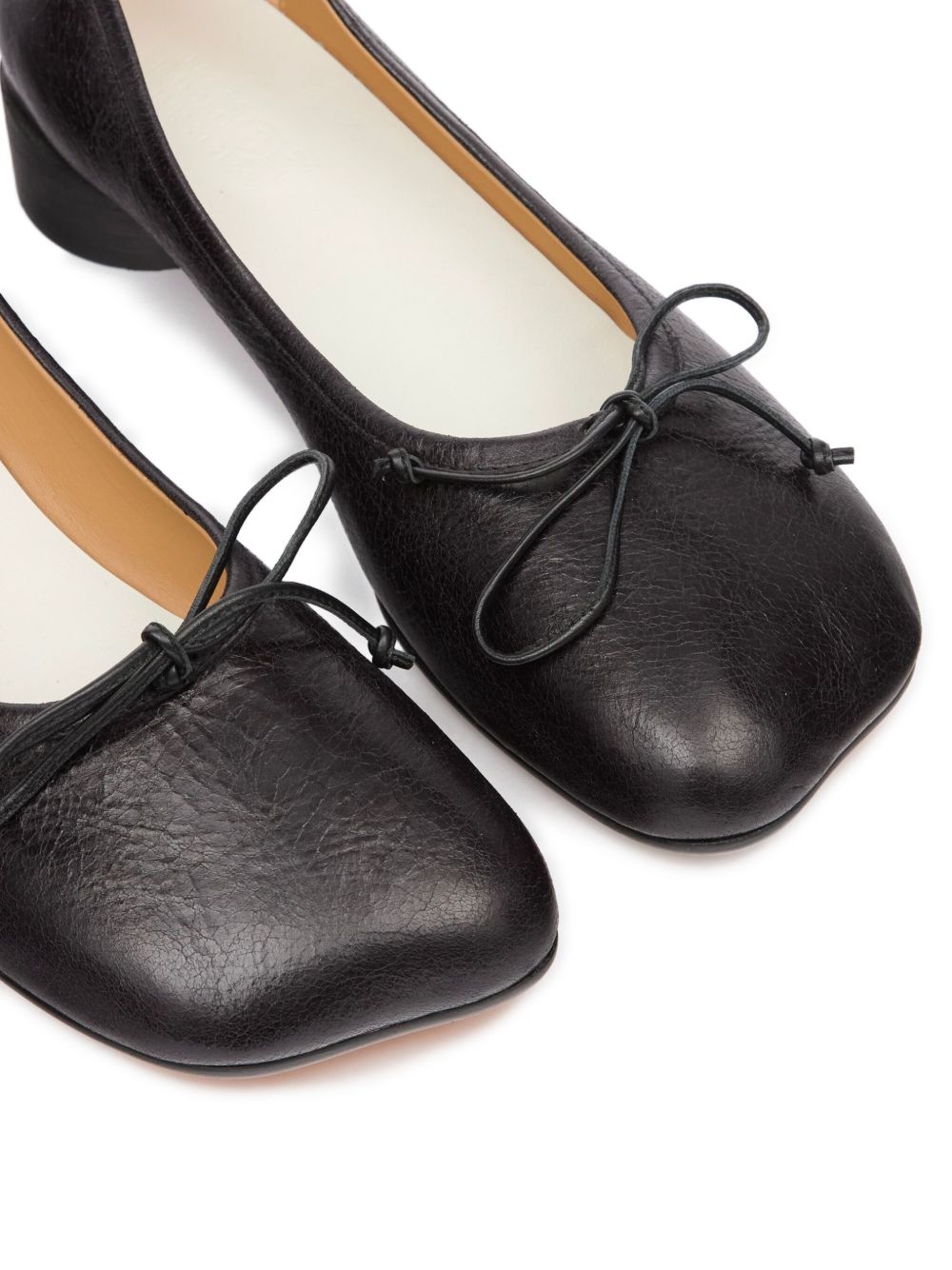 Mm6 Maison Margiela Flat shoes - BLACK | 03991d4608bdf4d4d19f61eaca980339e1261aad