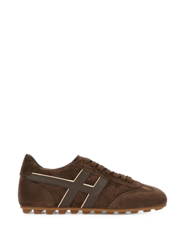 H693 Leather Sneakers