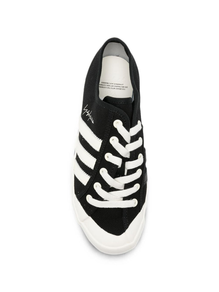 Y-3 Sneakers - BLACK | e695884dc06910508392c419fcdda8fed35e45e2