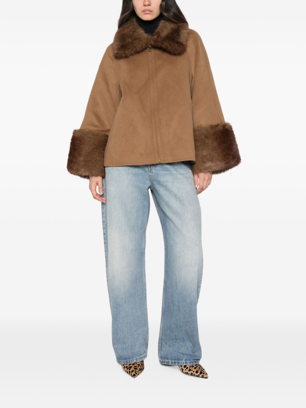 Apparis Coats - BROWN | 382591448d5a97bdcda28bc7aafc06be9b4eeea5