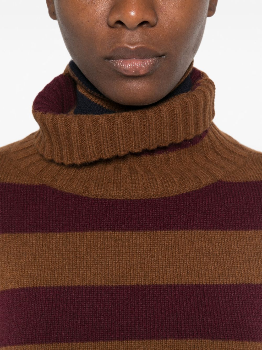 Beyou Sweaters - BROWN | f452d45e2907005959e4d038c7def4603600bbd4