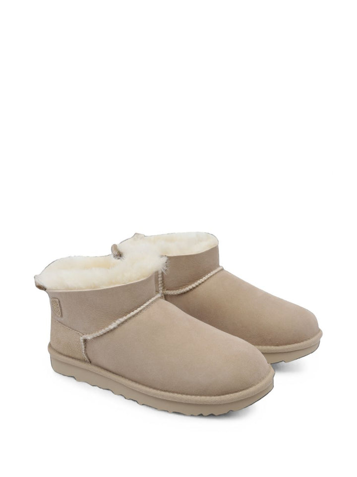 Ugg Boots - BEIGE | fa5609f21e934f61bcc7c2b490930c1e1b823fca