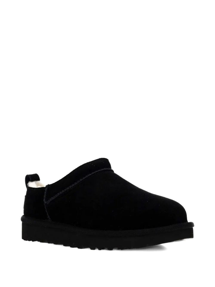 Ugg Boots - BLACK | d884c33280d8915d8eabf2bbfb00785b674f0100