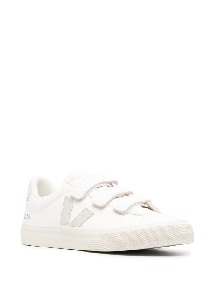 Veja Sneakers - SILVER | 96bfaa0c43000af7469b49f1e40e4bae909a06bb