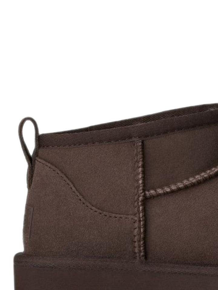 UGG Classic Ultra Mini Stivali