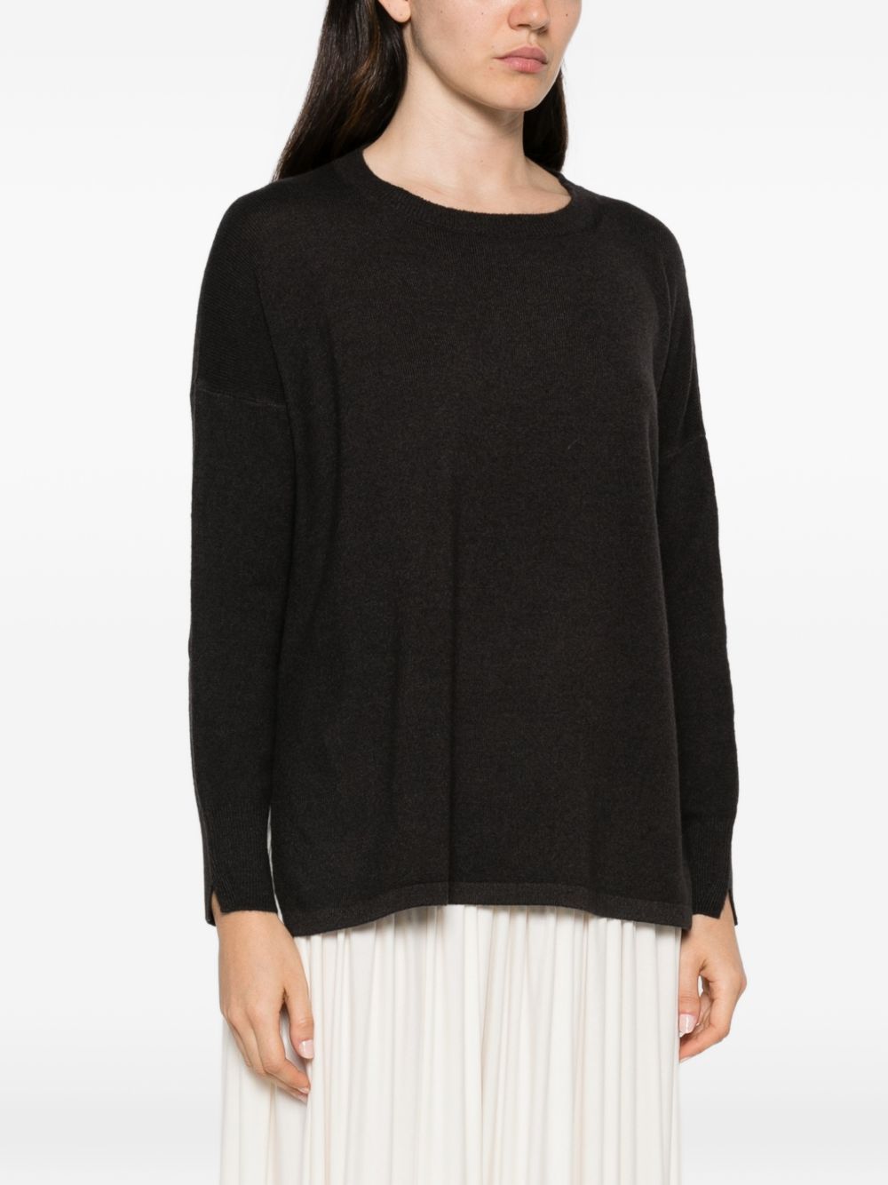 Base Sweaters - BLACK | a828f89630d9651b99358e704045c0d2ebac985b
