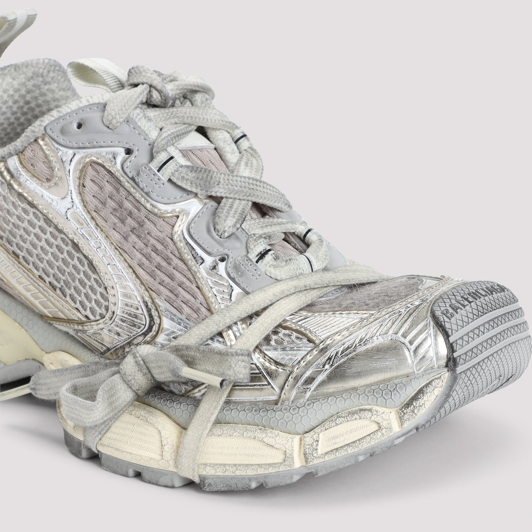 Balenciaga Sneakers - Nude & Neutrals | a47b4a4f34cb69304e95d24315b47bdf7bdce191