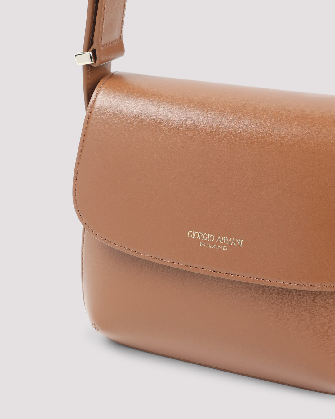 Giorgio Armani Borse a Spalla e Tracolla - Marrone | 57f2b1b6b861653688be8c44144055658efabca7
