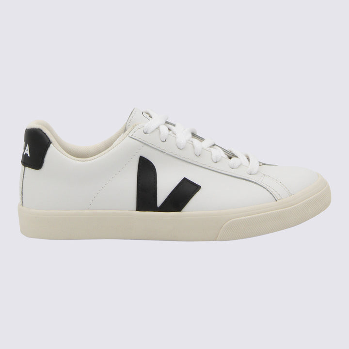 Veja Sneakers - EXTRA-WHITE_BLACK | f247df66b4b63db4ad38feb696a67dcbf49a7bd6