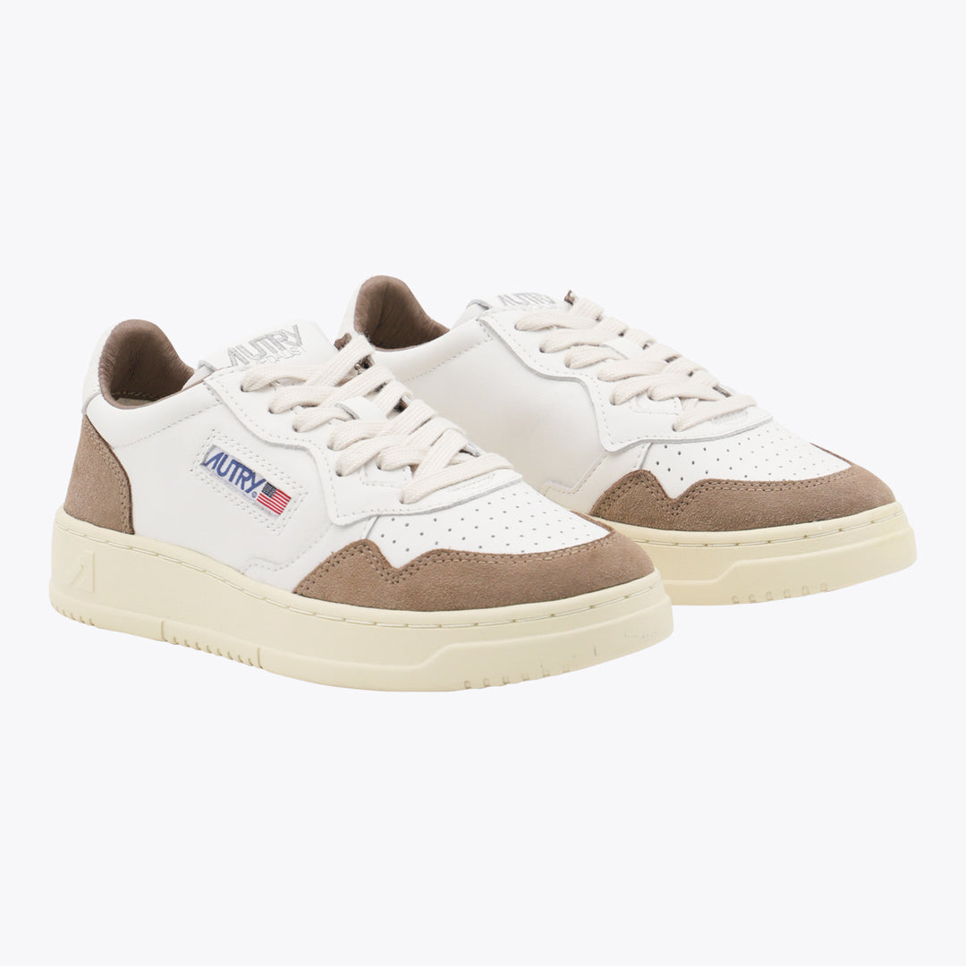 Autry Sneakers - WHITE/TOBACCO | f1c8ccc8d8d539aaacd53457340469e32d92f3ea