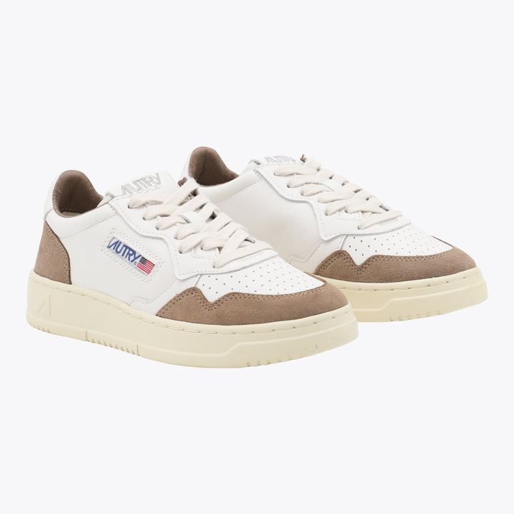 Autry Sneakers - WHITE/TOBACCO | f1c8ccc8d8d539aaacd53457340469e32d92f3ea