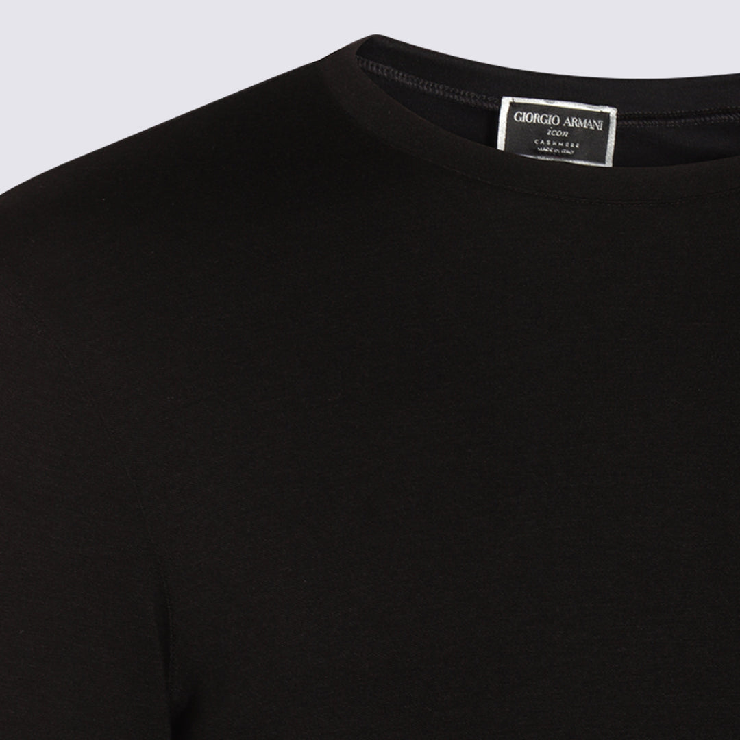 Giorgio Armani Sweaters - Blacks and greys | b65c59c2a3c62dda56ed67bada2f055c2a95ca23