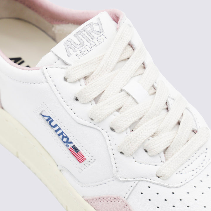 Autry Sneakers - WHITE/POWDER | c53a5c68d5e04bb567c9bb898169dfbba2852a73