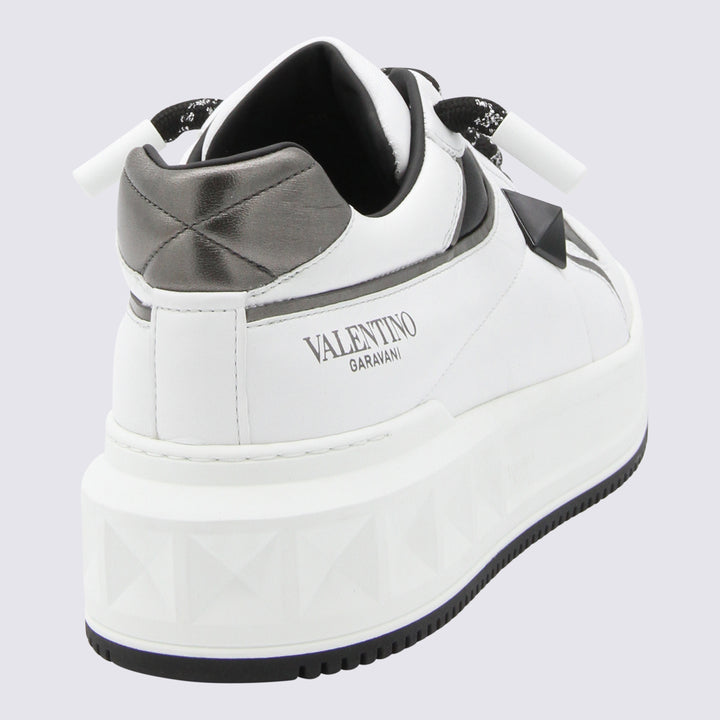 Valentino Garavani Sneakers - Light and natural | a8e061cffa58d00695d8267af53b9c50aa0ef11b