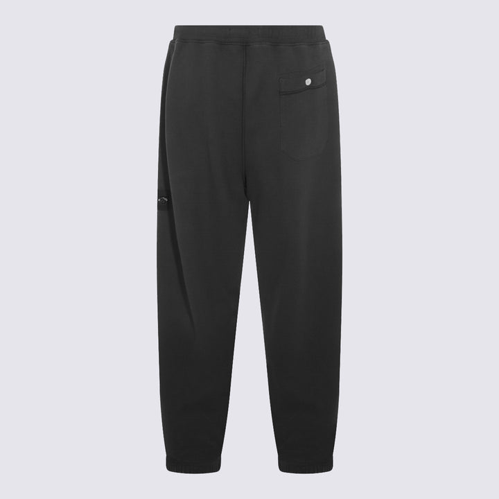 Stone Island Trousers - Blacks and greys | 16b427bbc319be57eb7dd3dceea558e38d3de9cf